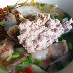 ก๋วยเตี๋ยวต้มยำ ถ.ราชบพิธ