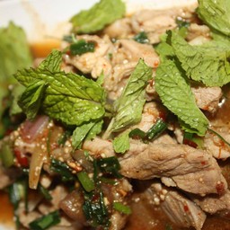 น้ำตกหมู