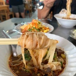 ขนมจีน ต่อมแก้ว