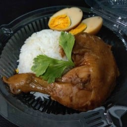 ไก่เปือยตุ๋นน้ำปลา