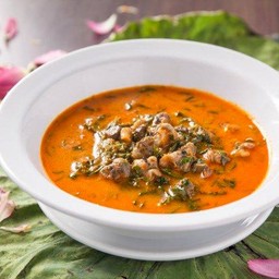 แกงคั่วหอยขมใบชะพลู