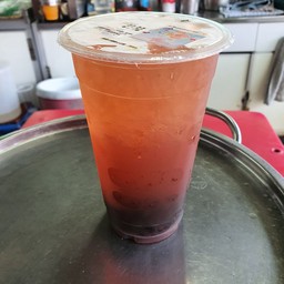 ชาแดงสตรอเบอรี่สูตรไต้หวัน