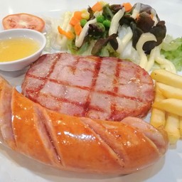 แฮมสเต๊ก+ไส้กรอกสไปร์ซี่