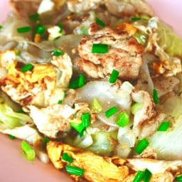 ก๋วยเตี๋ยวคั่ว