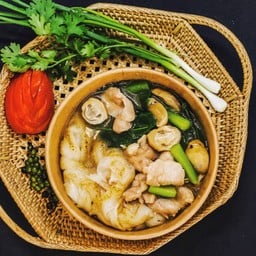 ก๋วยเตี๋ยวราดหน้าผักคะน้า