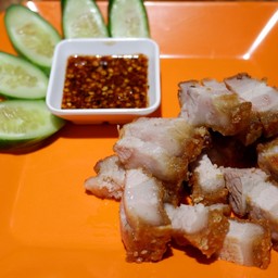 หมูกรอบ - ขีดล่ะ