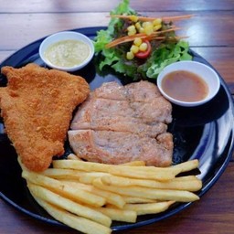 สเต็กหมูพริกไทยดำ+สเต็กปลา
