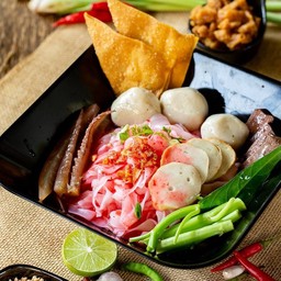 เย็นตาโฟต้มยำแซ่บเวอร์ พิเศษ