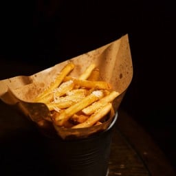 TRUFFLE FRENCH FRIES