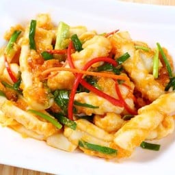 ปลาหมึกผัดไข่เค็ม (กับข้าว)