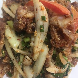 ข้าวยำไก่แซ่บ