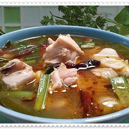 ต้มแซ่บไก่บ้าน