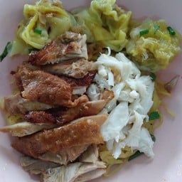 บะหมี่เกี๊ยวปู+เป็ดย่าง