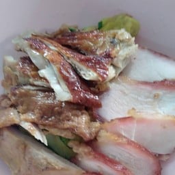 เกี๊ยวเป็ดย่าง+หมูแดง