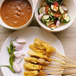 หมูสะเต๊ะศรีนครพิงค์ (เจ้าเก่า) -