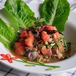 พล่าปลาแซลมอน