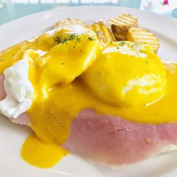 Eggs Benedict Ham