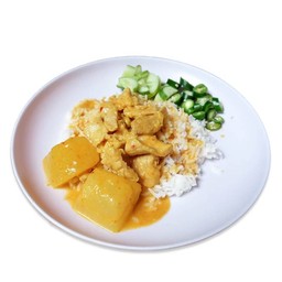 ข้าวราดแกงกะหรี่หมู