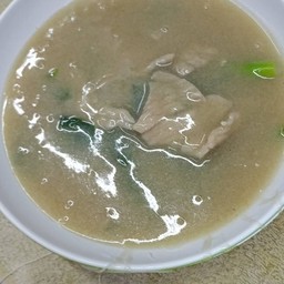 ราดหน้าเส้นหมี่