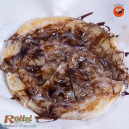 โรตีตบ ราดช็อกโกแลต