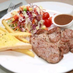 หมูนุ่ม พริกไทยดำ (ติดมัน)