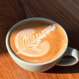 ลาเต้ร้อน Hot Latte