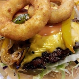 Spicy Deluxe Pork Cheeseburger