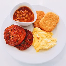 Hash Brown Potatoes + Grilled Tomatoes, Eggs & Baked Bean