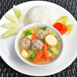 แกงจืดเต้าหู้หมูสับ