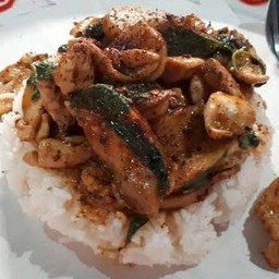 ข้าวกะเพราหม่าล่าทะเล