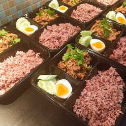 หมูทอด ป้ากะลุง