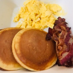 Pancakes w/ Bacon or Ham& Eggs