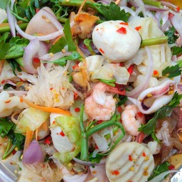 ยำรวมมิตร ไม่ใส่เส้น