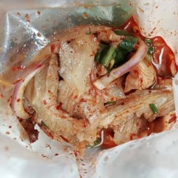 ไก่ย่างวิเชียรบุรี เยื้องไปรษณีย์บางพลี