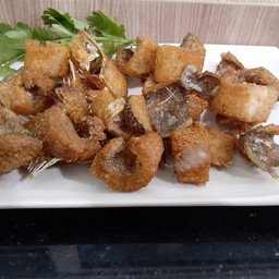 ปลาสลิดทอด