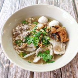 น้ำใส