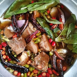 เนื้อตุ๋นคาวบอยหม้อไฟรสแซ่บ