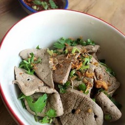 ลวกจิ้มตับหมู