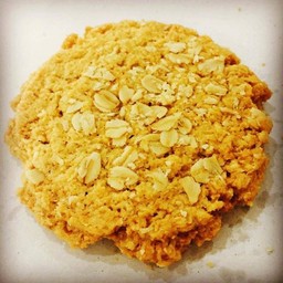 คุกกี้ข้าวโอ๊ต (ชิ้นใหญ่)