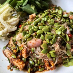 ยำขนมจีน [Rosniyom]