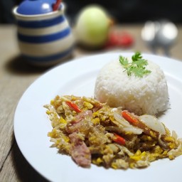 ข้าว แหนมผัดไข่