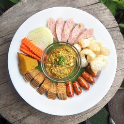 ออเดิร์ฟเมืองน้ำพริกหนุ่ม