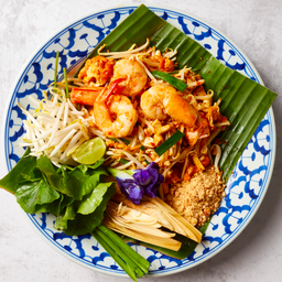 ผัดไทยกุ้งสด [Rosniyom]