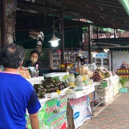 ตลาดไทยสามัคคี (วังน้ำเขียว)
