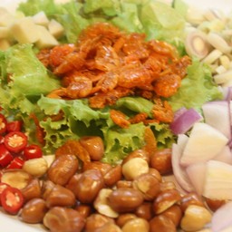 ยำสามสาว