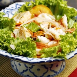 ยำลูกทะเล Spicy Mixed Seafood Salad
