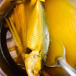 ต้มส้มปลาทูสด