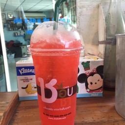 สตอเบอรี่โซดา