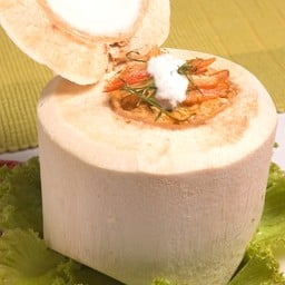 ห่อหมกมะพร้าวอ่อน Steamed Curry Seafood Paste Filled in Young Coconut