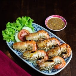กุ้งนางเผา Charcoal Grilled Prawns